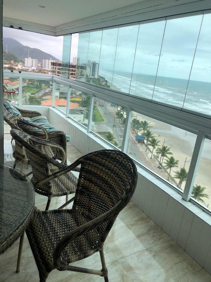 Mongagua Com Vista Para O Mar Pe Na Areia Eksteriør billede