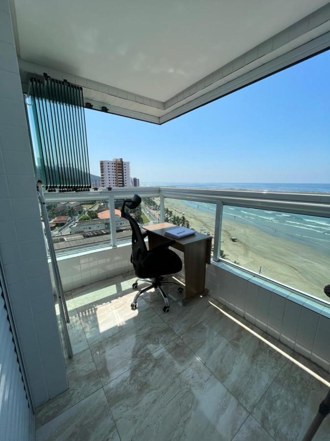 Mongagua Com Vista Para O Mar Pe Na Areia Eksteriør billede